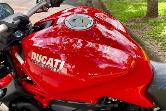 DUCATI MONSTER 1200 